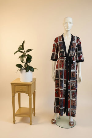 Vintage_1970s_St_Michael_Art_Nouveau_Poster_Print_Dressing_Gown_front